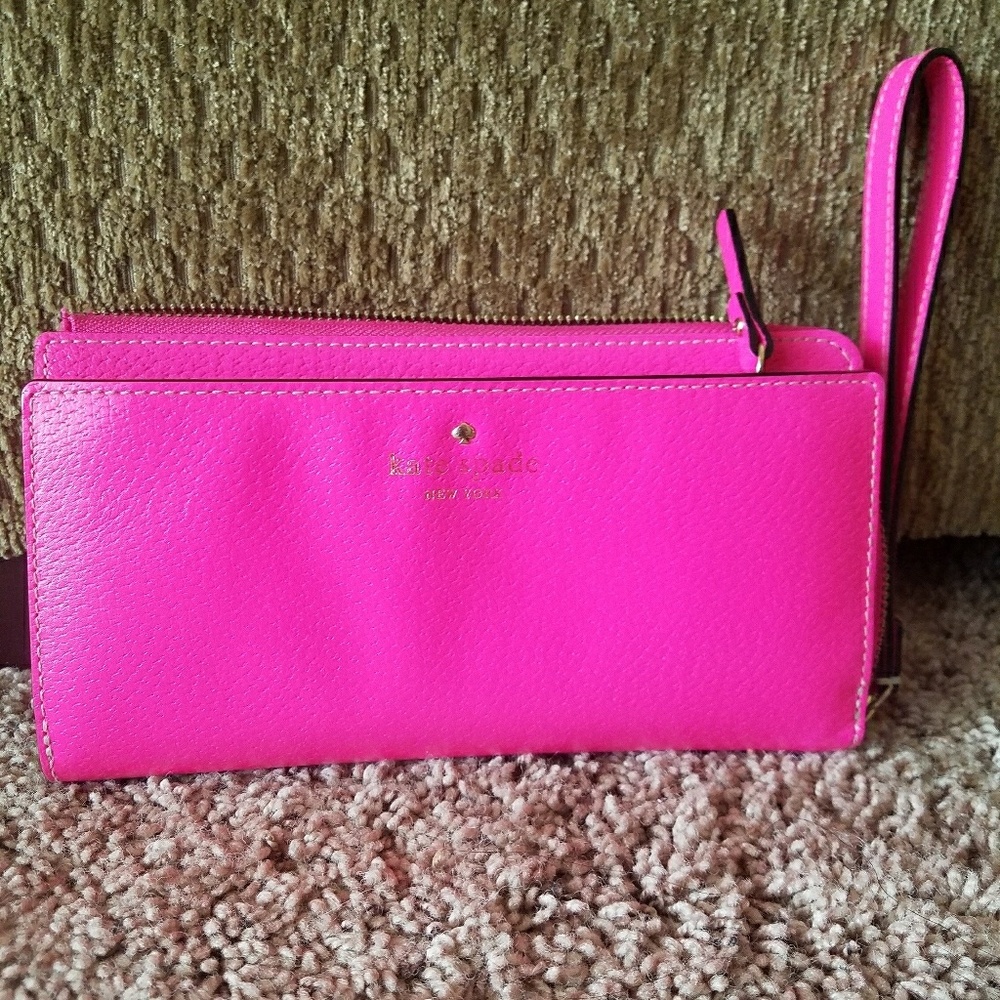 Kate Spade Grand Street Layton wristlet